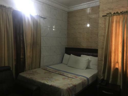 Hardrock Hotel And Suites