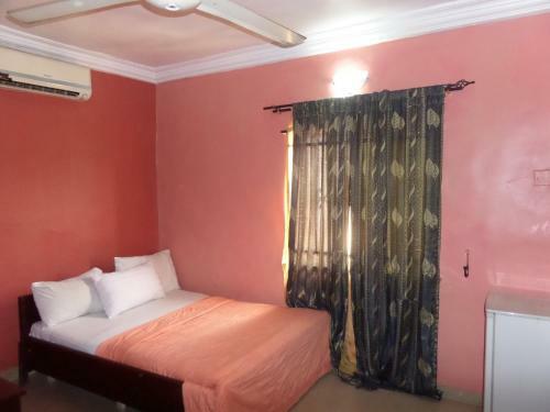 Hardrock Hotel And Suites
