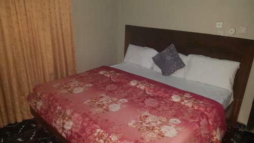 Golden Destiny International Hotel