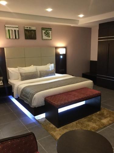 The Nook Hotel