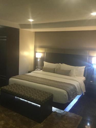 The Nook Hotel