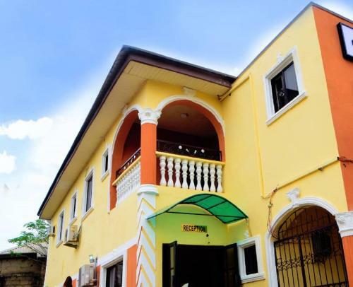 Hotel De Haven Suites