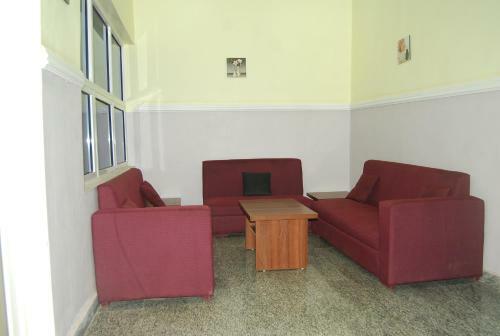 Fast Track Hotel