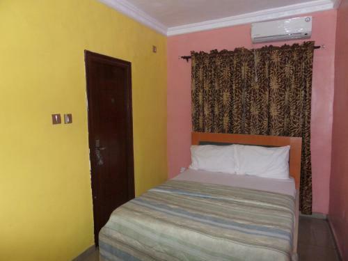 De-zone Hotel