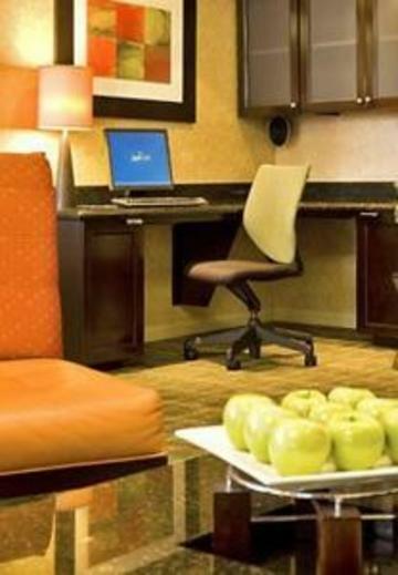 Hotel Manhattan Beach Marriott