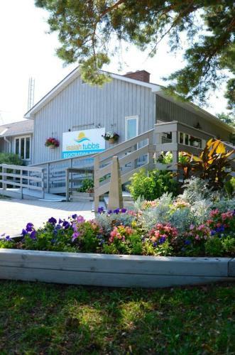 Hotel Isaiah Tubbs Resort