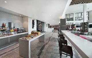 Legend Hotel Lagos Airport, Curio Collection By Hilton