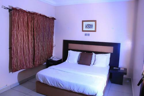 Hotel Chantella Suites