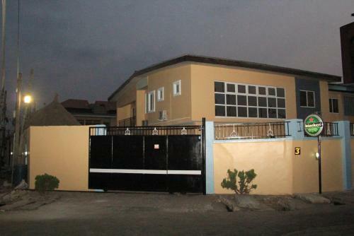 Hotel Chantella Suites