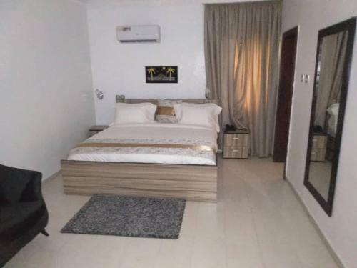 Hotel H53 Suites