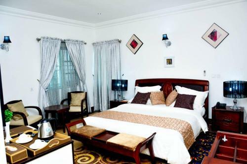 Crystal House International Hotel