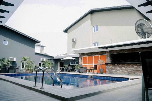 Visa Karena Hotels