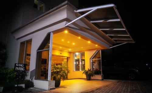 Visa Karena Hotels