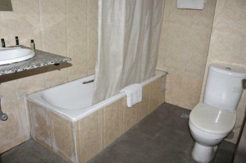 Royal Charlin Hotel And Suites