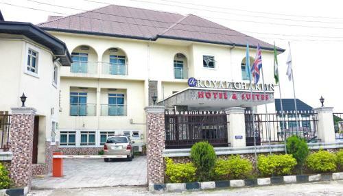 Royal Charlin Hotel And Suites