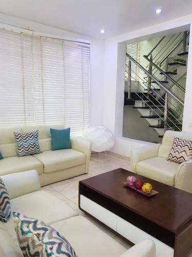 Waterfield Apartment Duplex With Terrace Magodo