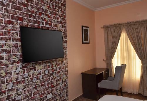 Extended Stay Grand Hotel