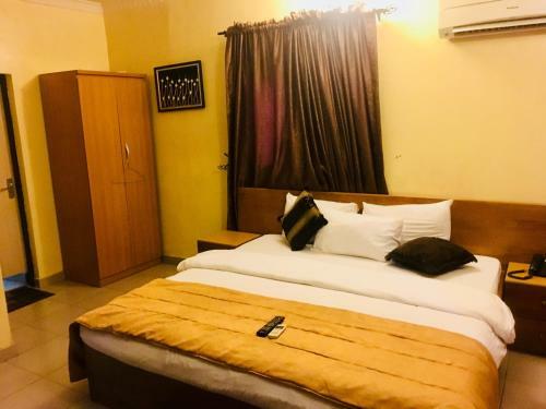 Hotel Esporta Suite Agidingbi