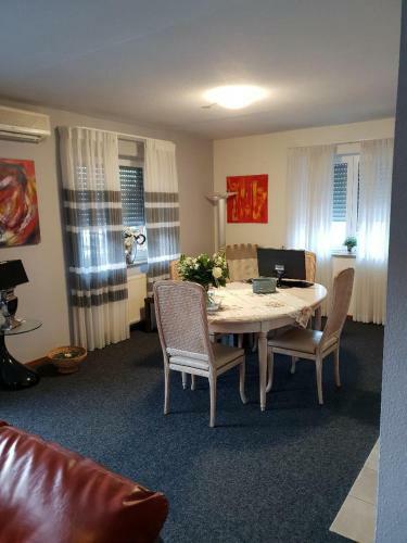 Casaelisabeth Monteurzimmer / Apartments