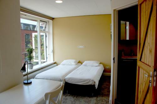 Hostal Central-day Inn