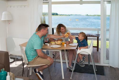 Hotel Vakantiepark Eiland Van Maurik