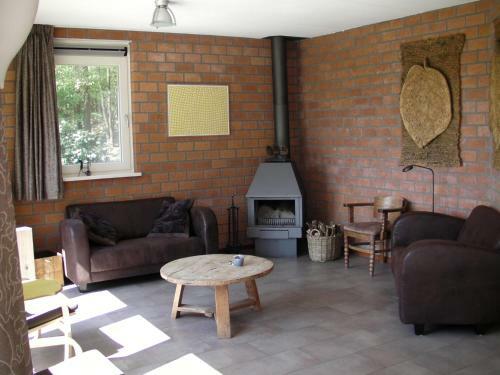 Spacious Villa Near Forest In Luyksgestel