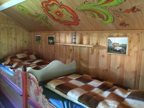 Stor Flott T�mmer Hytte