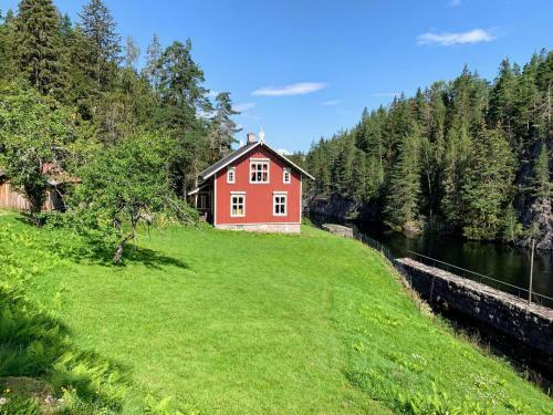 Hostal Vrangfoss Slusevaktarbolig