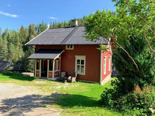 Hostal Vrangfoss Slusevaktarbolig
