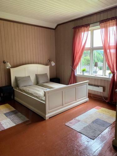 Hostal Vrangfoss Slusevaktarbolig