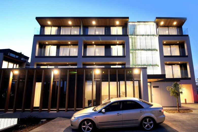 Fernz Motel & Apartments Birkenhead