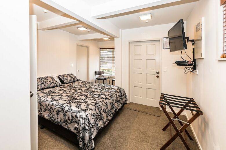 Bold Peak Lodge
