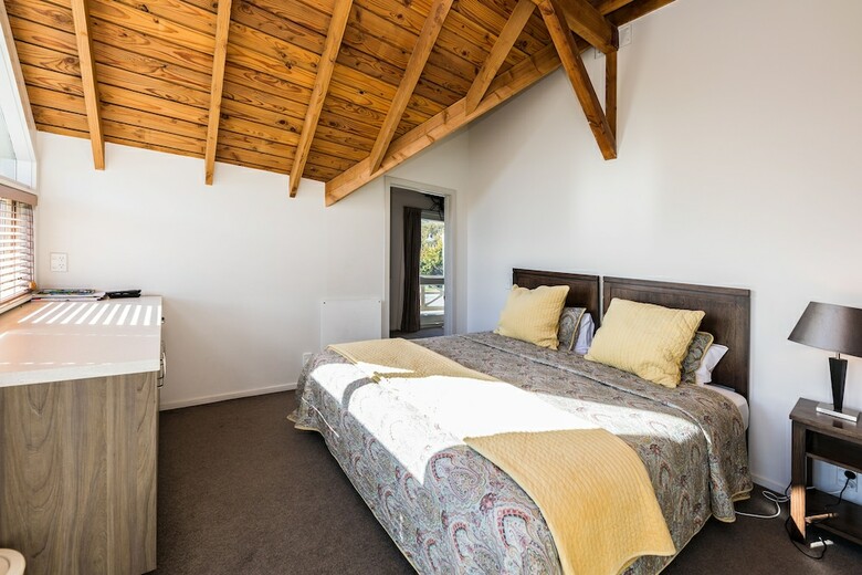 Bold Peak Lodge