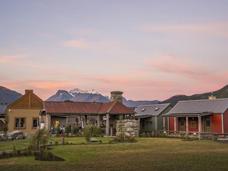Camp Glenorchy Eco Retreat
