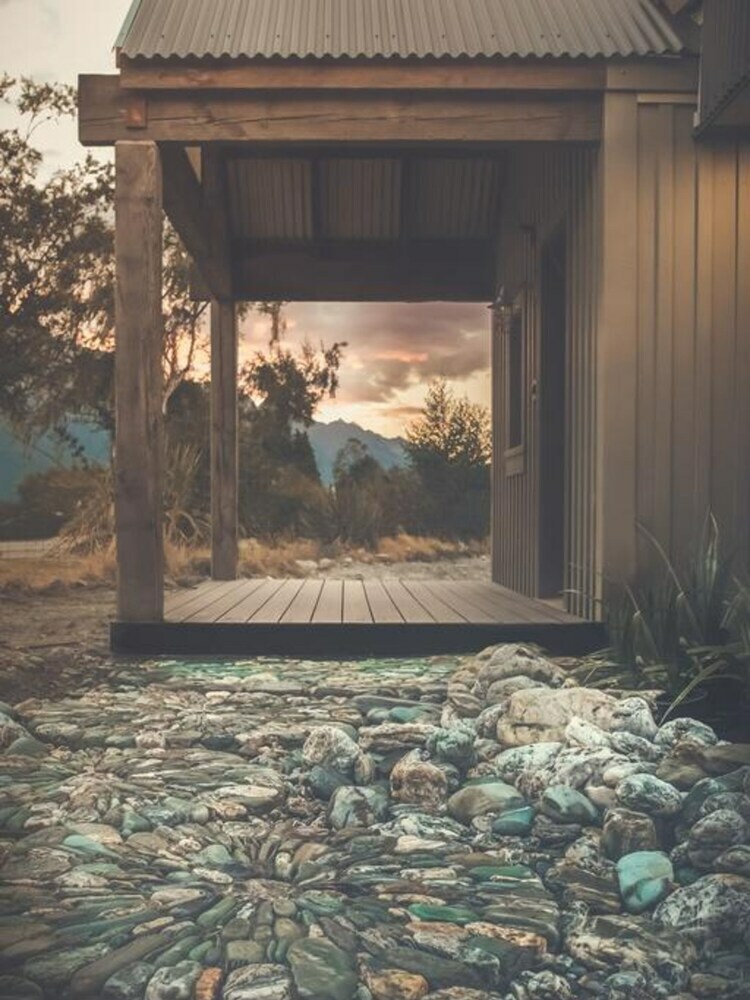 Camp Glenorchy Eco Retreat