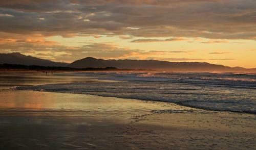 Haast Beach Motel