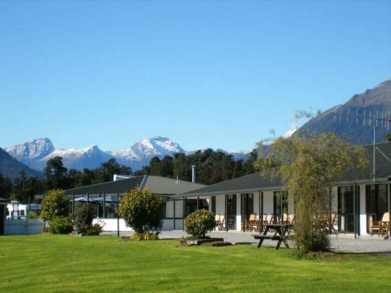 Motel Heritage Park Lodge