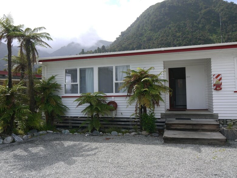 Motel Central Franz Josef Cabins And Flats