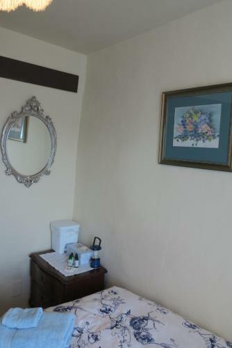 Hostal Tophouse