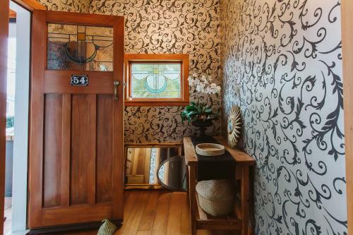 The Plum Tree - City Bungalow