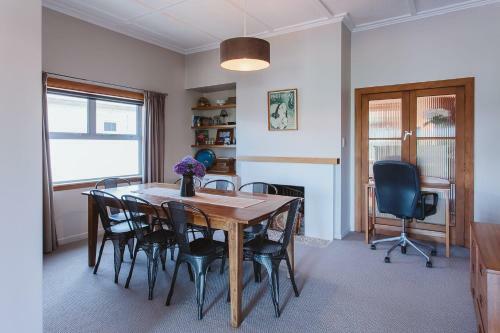 The Plum Tree - City Bungalow