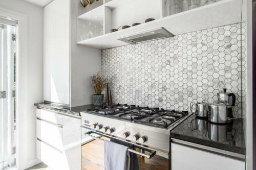Fitzroy Cottage - Your Happy Place