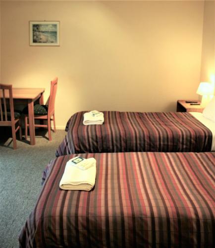 Owen River Tavern & Motels