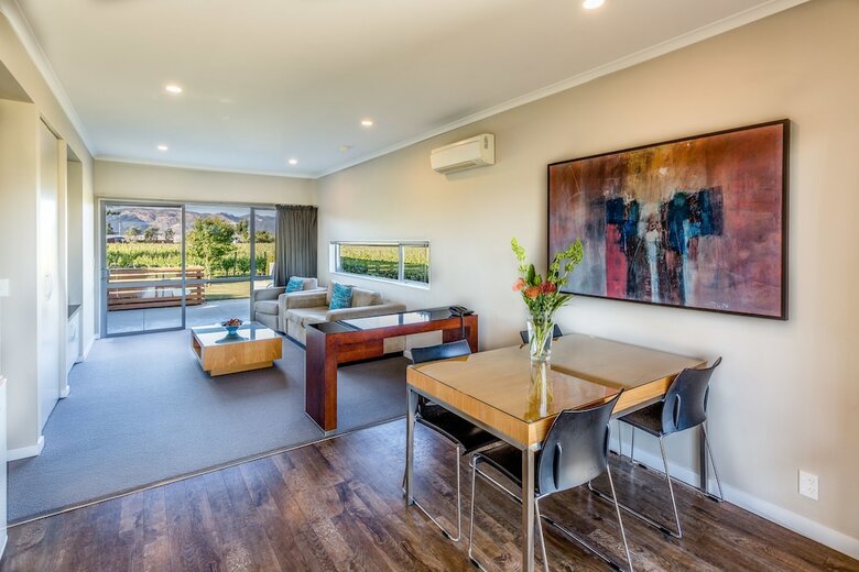 Marlborough Vintners Hotel - Heritage Collection