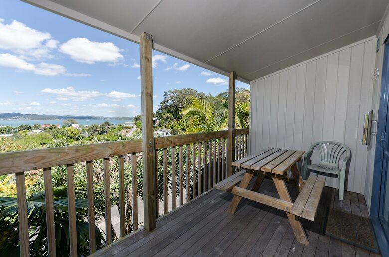 Russell Top 10 Holiday Villas