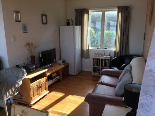 Pretty On Tairua Holiday Home