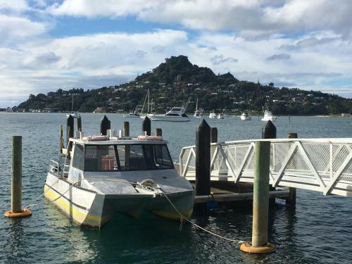 Pretty On Tairua Holiday Home
