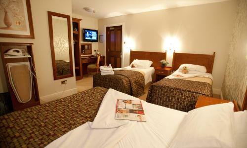 Westenra Arms Hotel