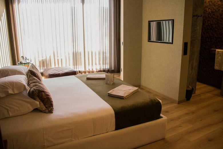 Hostal West Beach Hostel