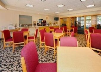 Hotel Comfort Suites
